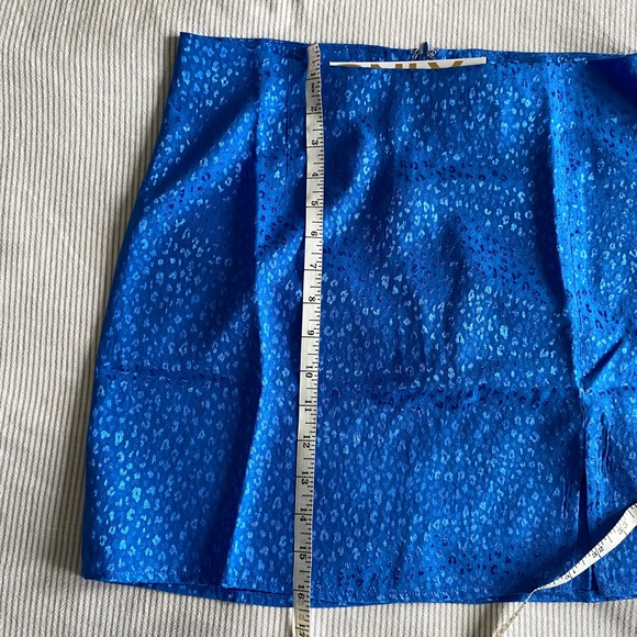 Only Satin Jacquard Mini Skirt in Bright Blue - Picture 12 of 15